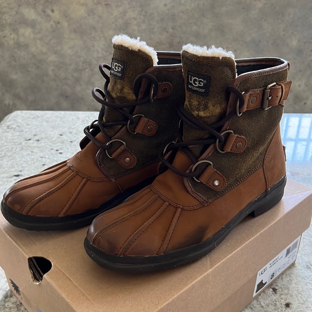 UGG BOOT BROWN WOOL LINING CECILE WOMEN SIZE 8